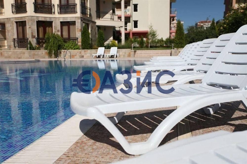 Двустаен апартамент в жилищен комплекс Camelot , Слънчев бряг,60кв.м,