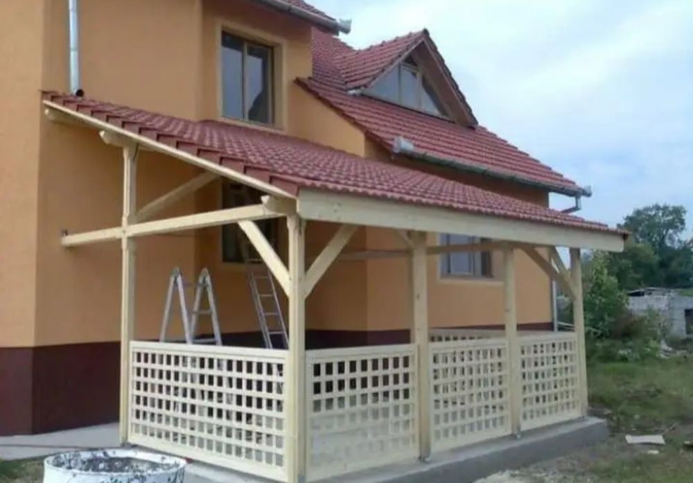 Construiesc terase din lemn