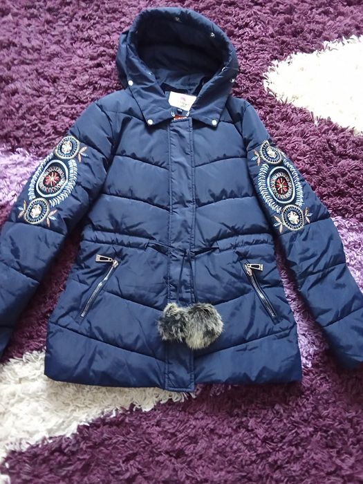 Geacă damă brodată.