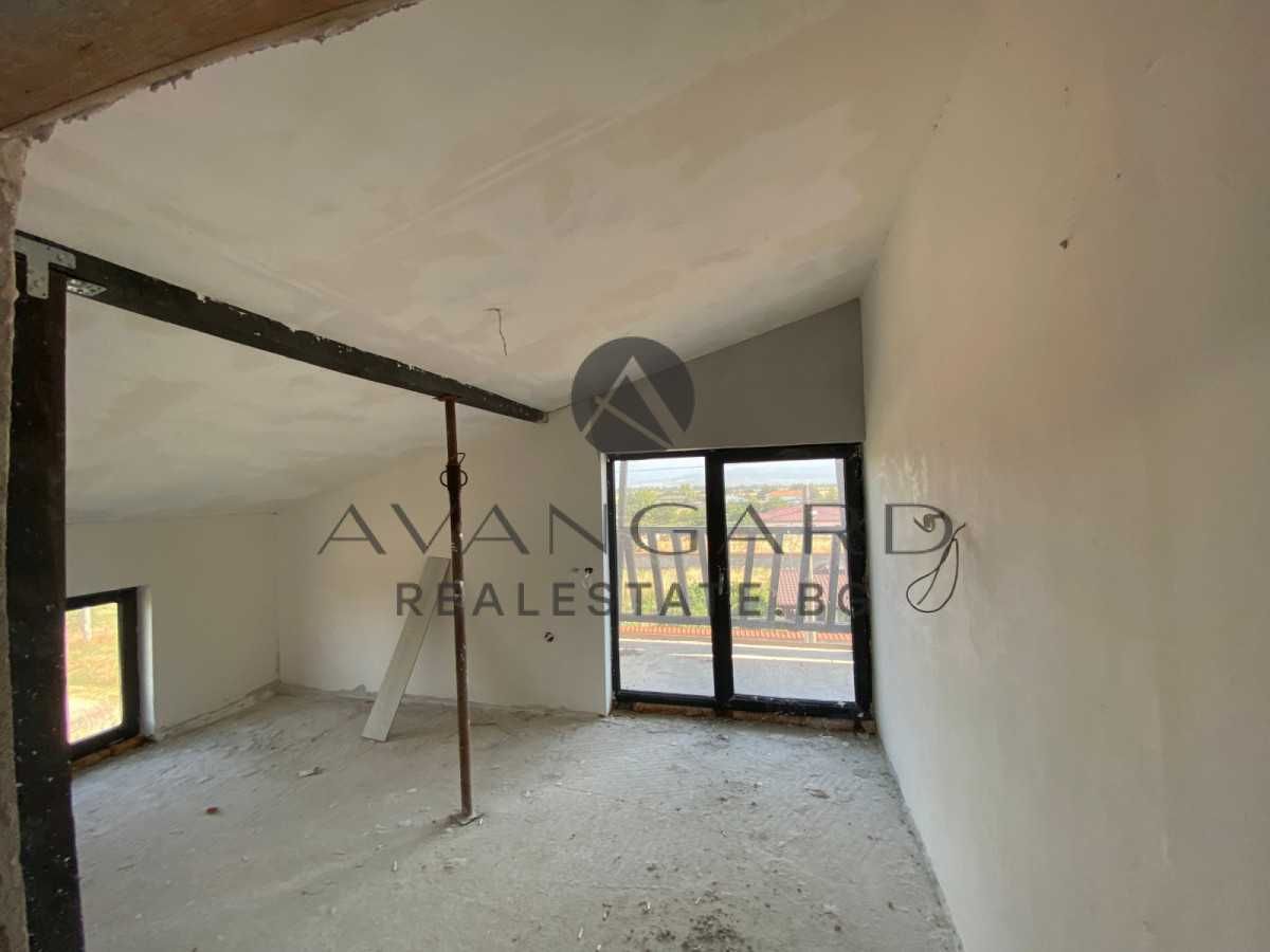 Продава се Къща в с. Костиево, Област Пловдив - 450 кв.м за 563 €/кв.м - Снимка #4