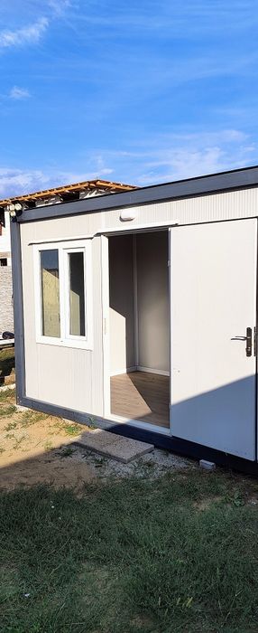 Vând container panouri sandwich 2,4x4