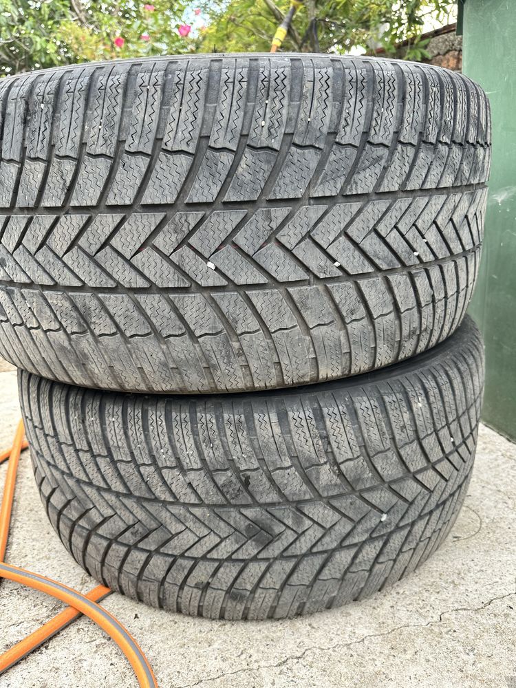 285/40/20 Зимни Гуми Bridgestone