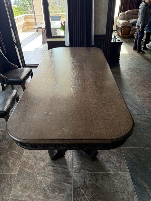 Ръчно изработена маса