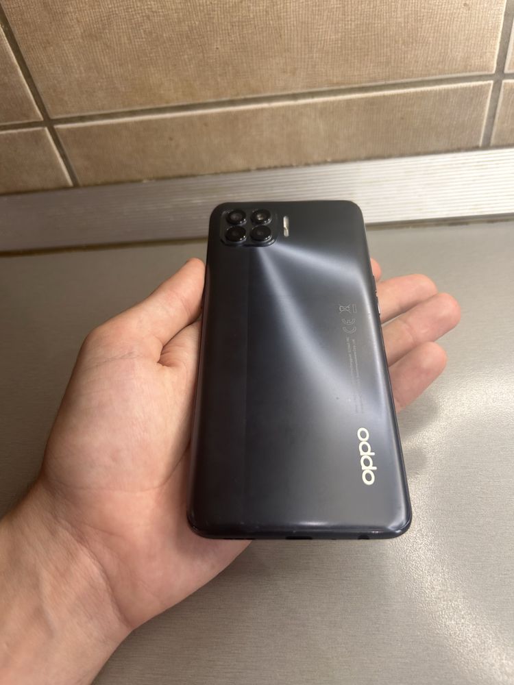 Oppo Reno4 Lite 128GB – 8GB RAM, stare foarte bună, fără defecte