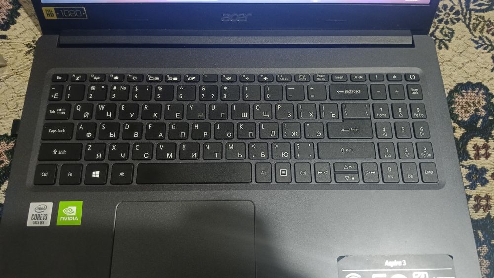 В продаже Наутбук acer