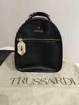 Черна кожена раница Trussardi