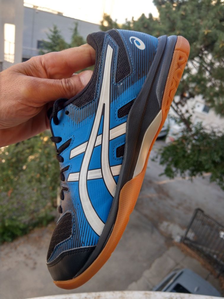 Asics Gel Rocket 40,5нм. 25,5см.