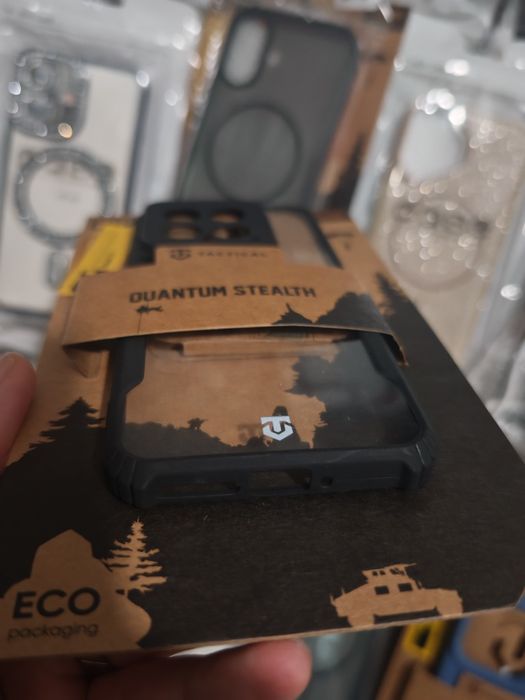 Намалени!Tactical Quantum Stealth гръб за Xiaomi 14