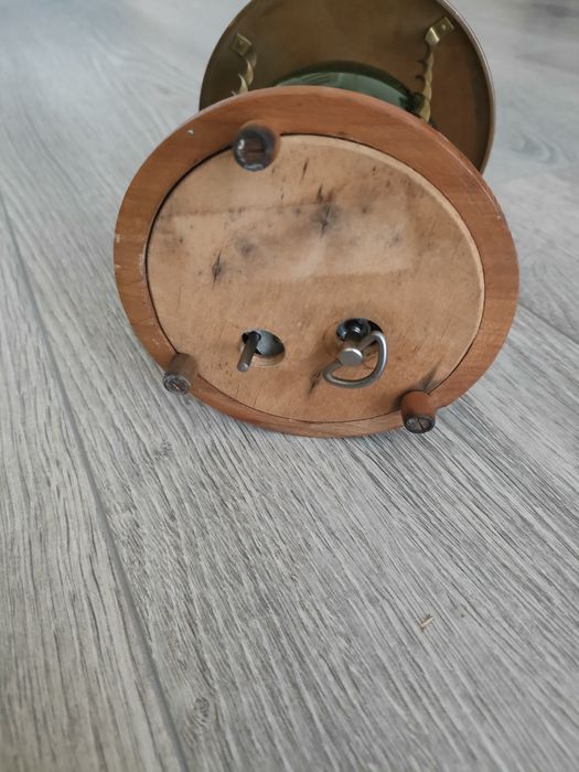 Немска музикална бутилка с швейцарска латерна