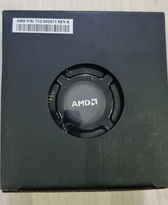 Vând cooler Procesor AMD