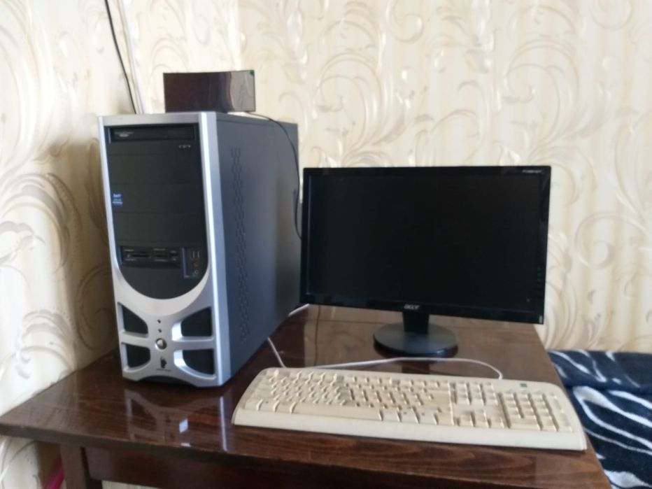 Настольный компьютер