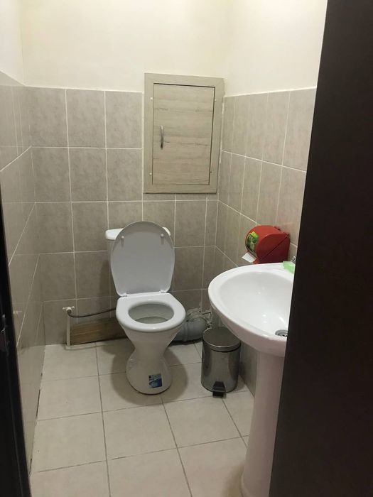 Bitta student bolaga kvartira bor