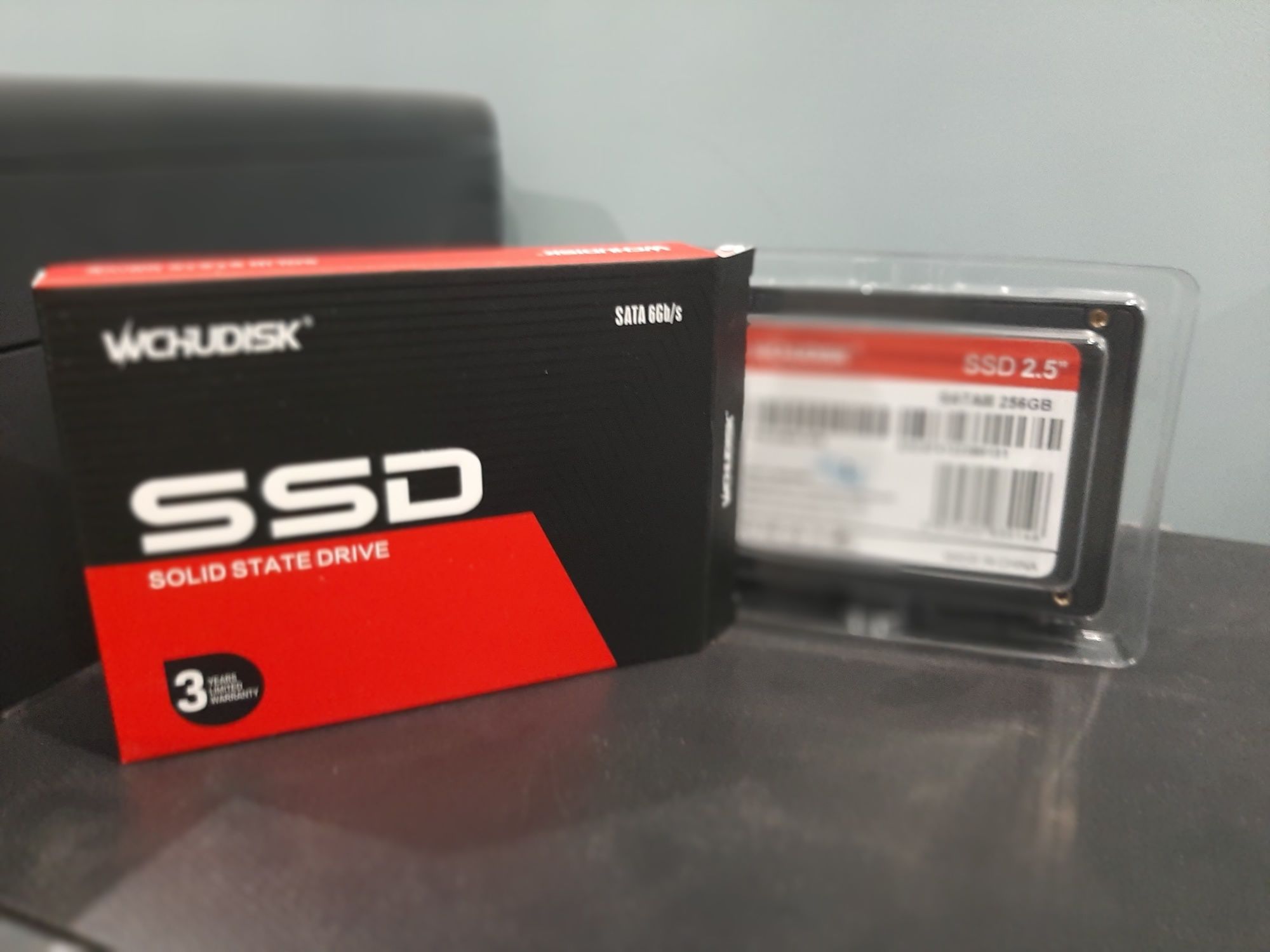 Ssd (256gb) va Hard 500