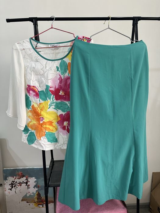 Продам кофту с юбкой