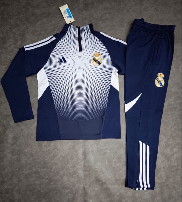 Детски анцузи на футболни отбори