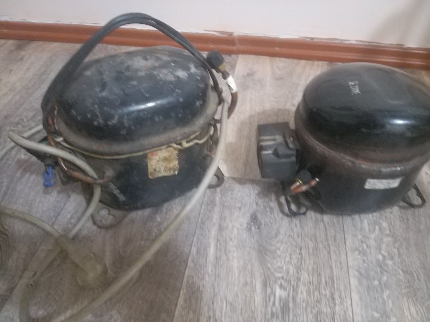Срочно продам компрессора от холодильника