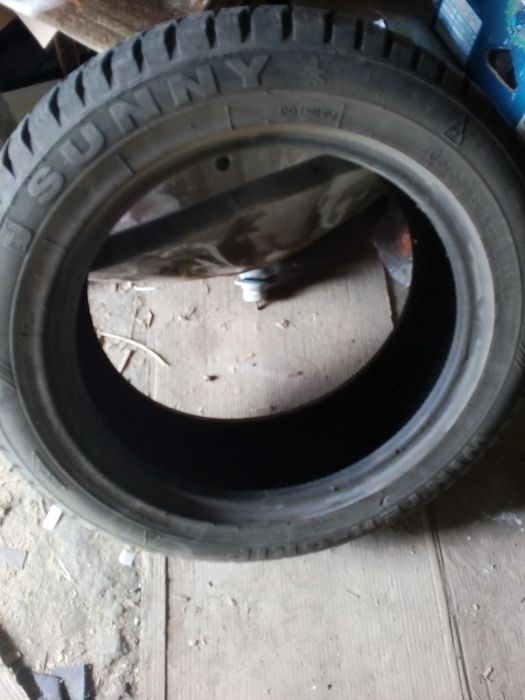 Шины от легкового авто R16 б/у