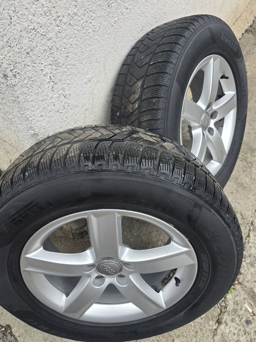 Jante aliaj Audi Q5 Anvelope Iarnă M+S 235/65R17 6mm Pirelli