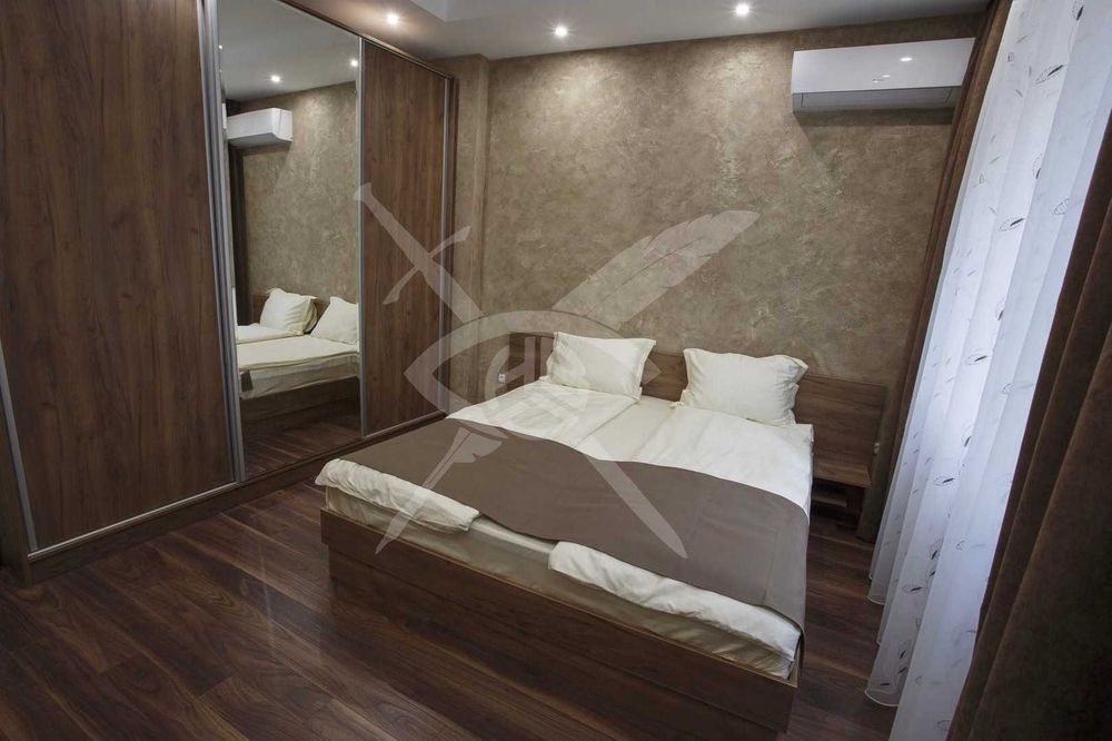 Тристаен апартамент в Центъра на град София № 60519