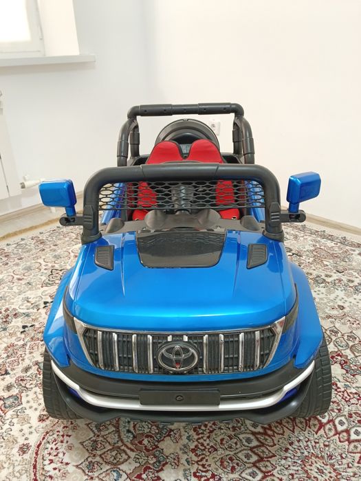 Продам детскую машину