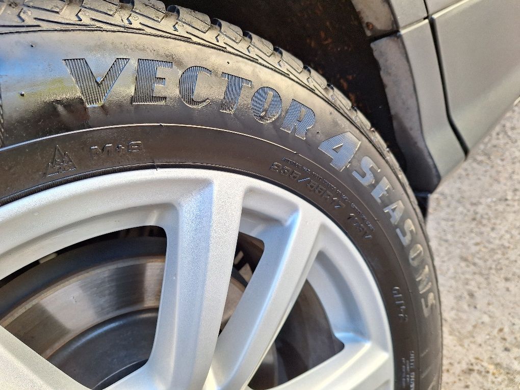 235/55/17 Goodyear Vector4season ВСЕСЕЗОННИ