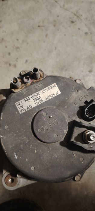 Продам генератор Porshe Cayen, Wolkswagen Touareg