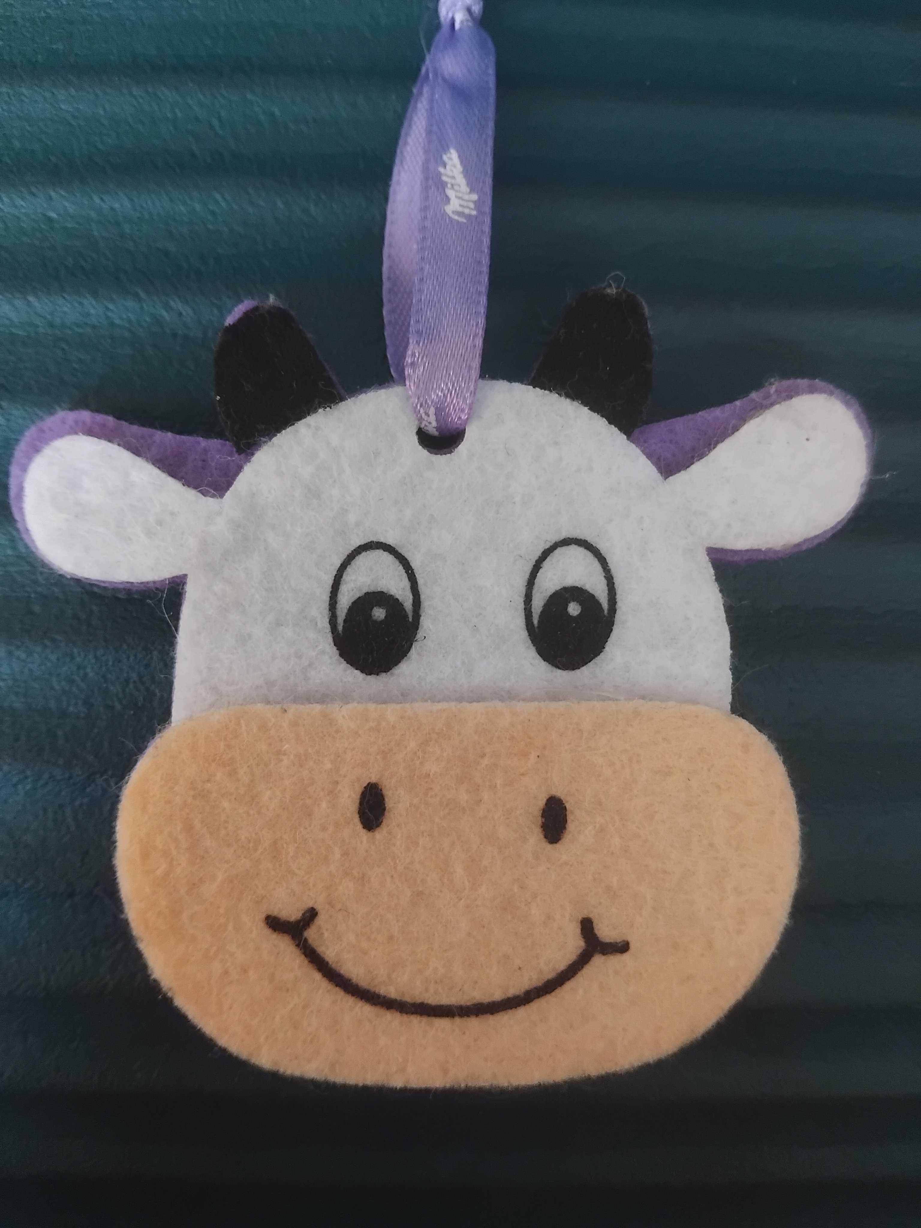Milka / Милка  колекционерска играчка за кравичка за закачане