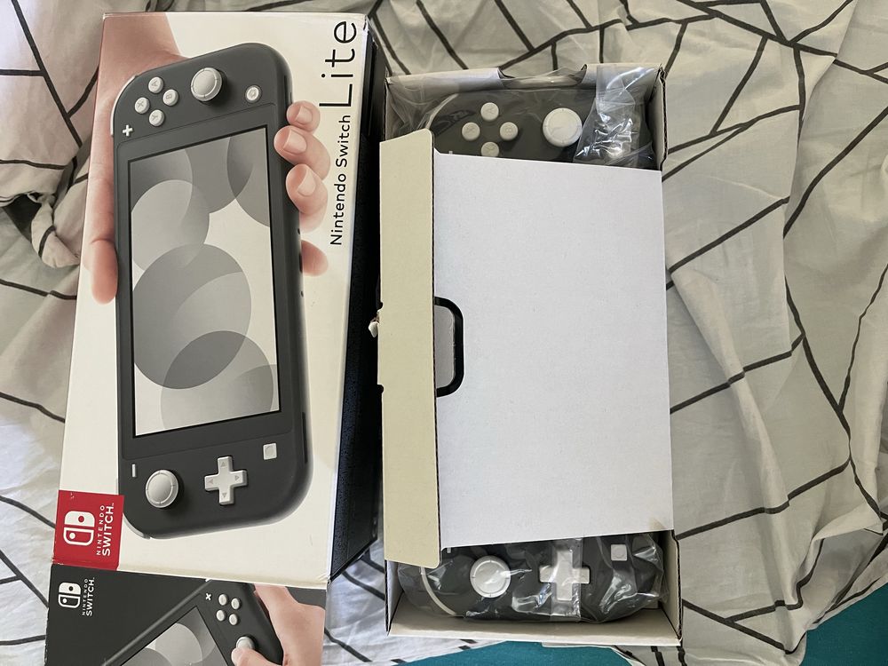 Конзола Nintendo switch lite grey