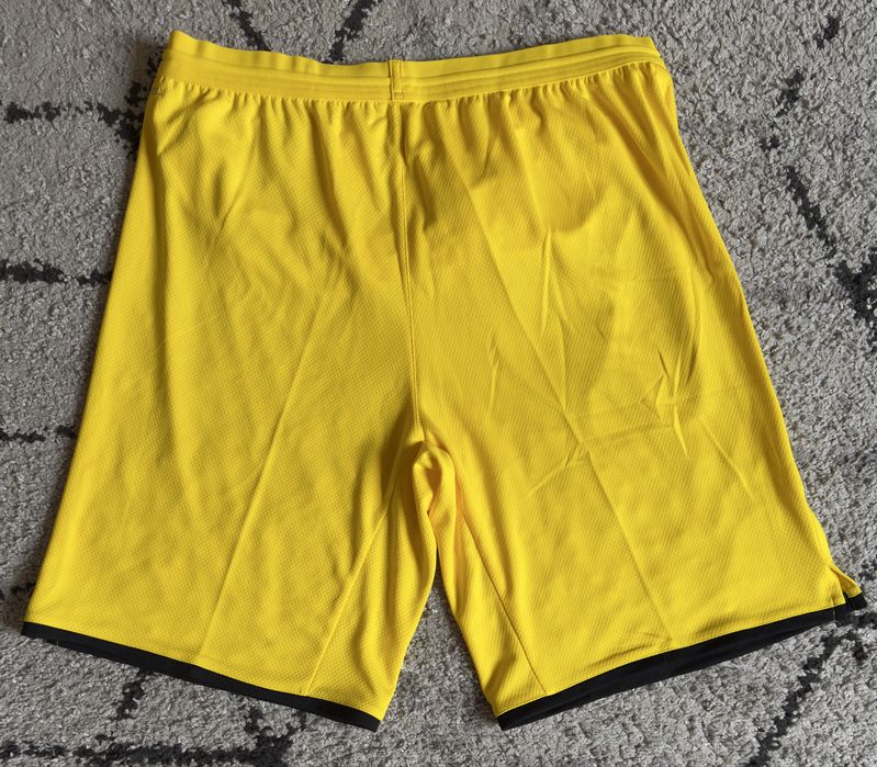 Борусия Дортмунд - оригинални футболни артикули