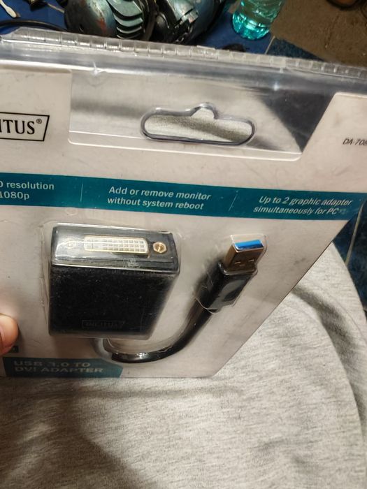 Adaptor de la USB 3.0 la DVI placa video externa livrare 5 lei