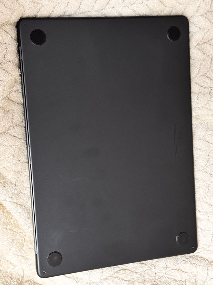 MacBook Air 15 M3 2024 Midnight – Като нов, Гаранция, Топ състояние