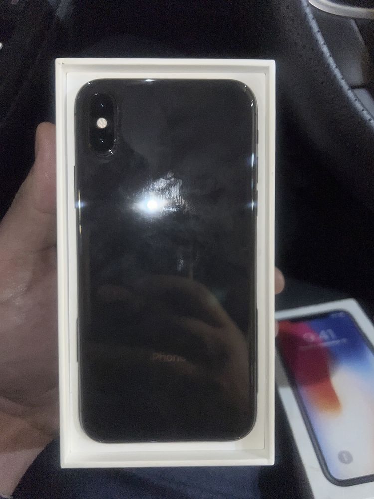 Iphone X 64Gb в отличном состоянии