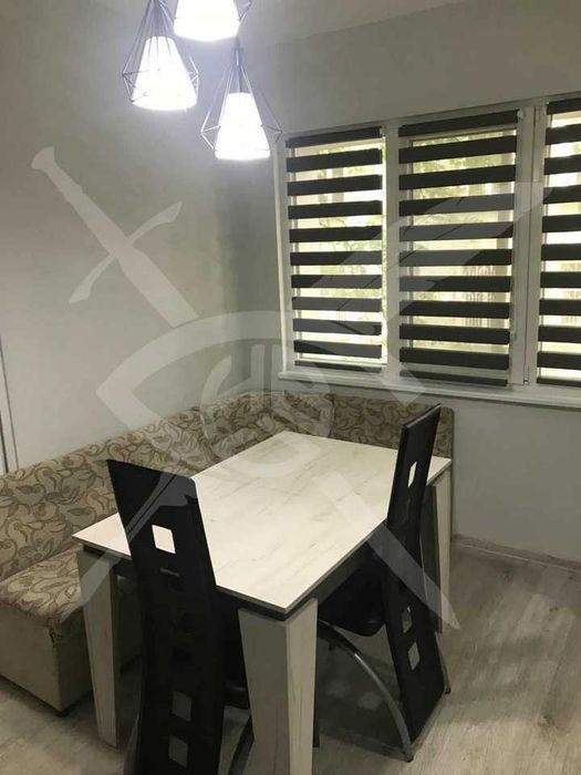 Дава се под наем Тристаен апартамент в Варна, ВИНС - 75 кв.м за 750 € - Снимка #1