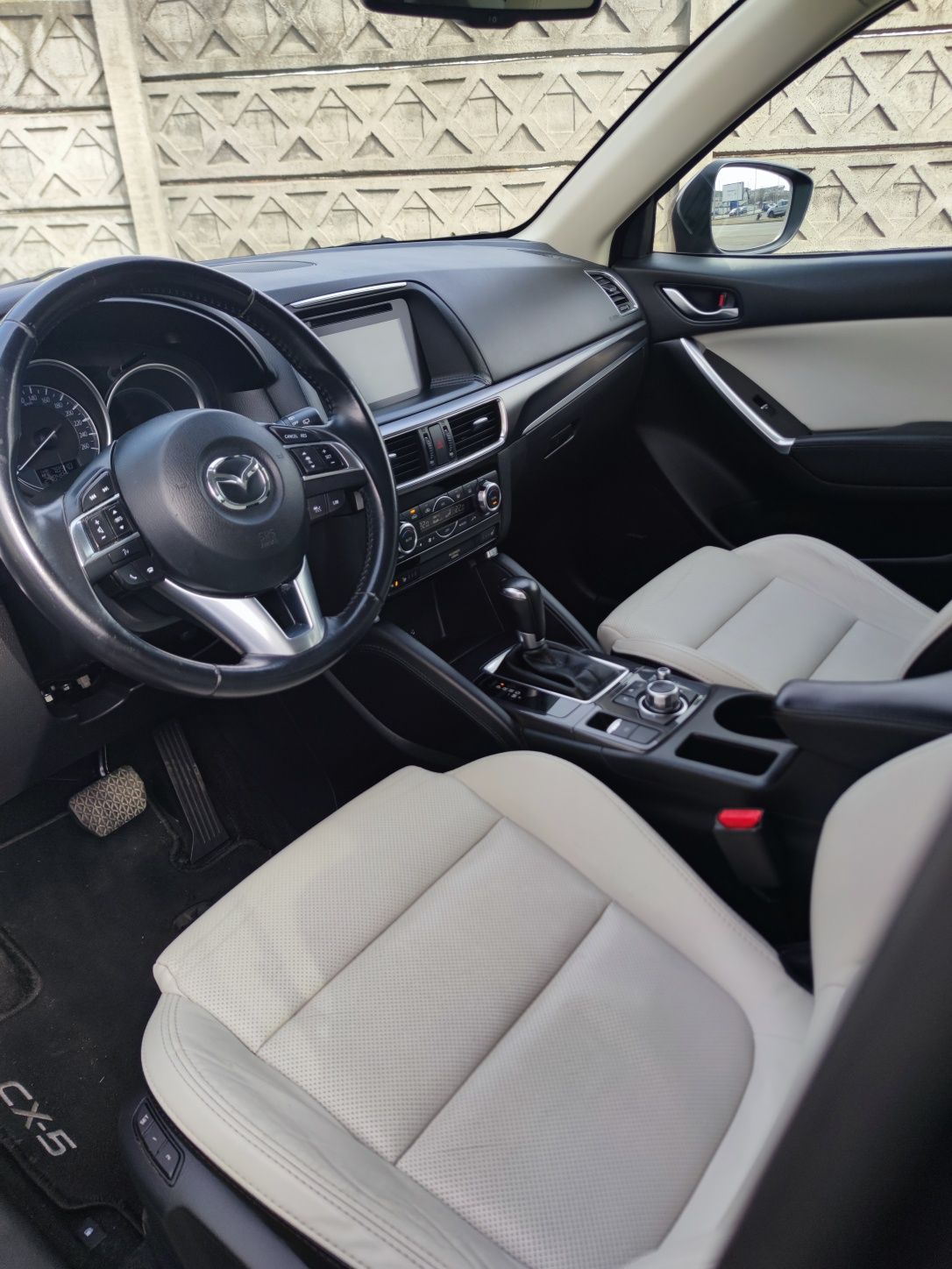 Mazda Cx-5 AWD 2.2d 175 cp an 2015 euro 6 Full/Bosse