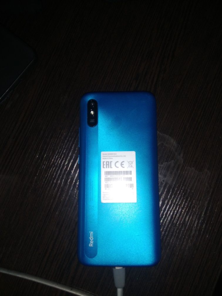Redmi 9A продаетса синий цвет