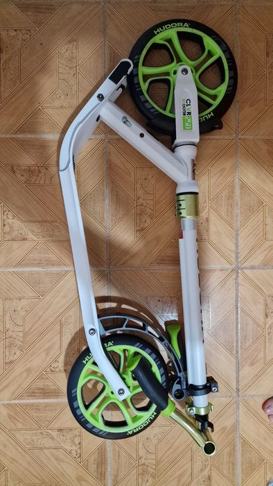 Trotineta mecanica noua