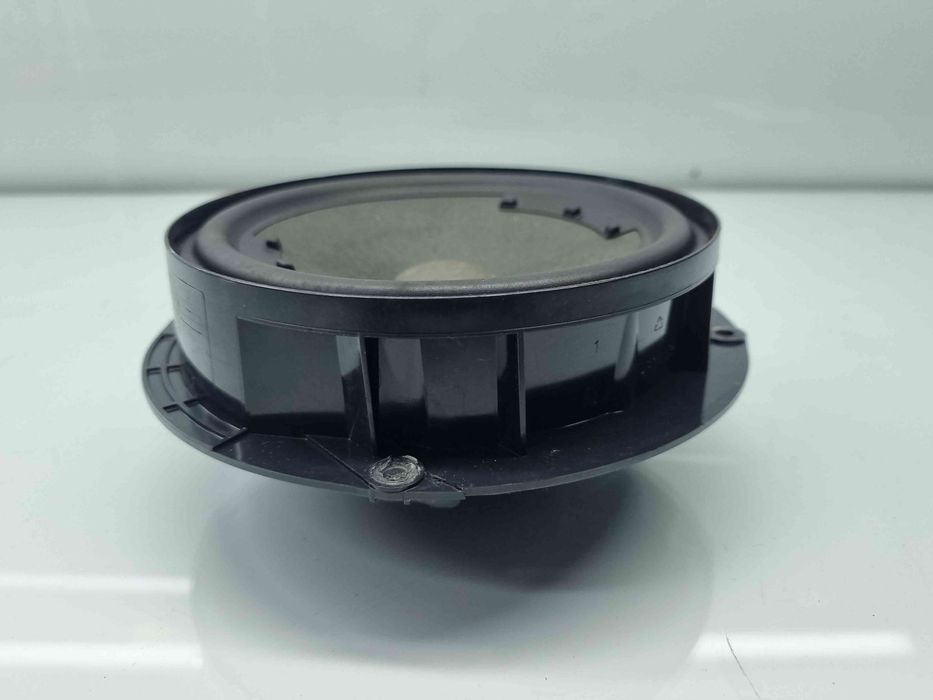 Boxa dreapta fata Volkswagen Golf 7 (5G) [Fabr 2014-prezent] 5G003545