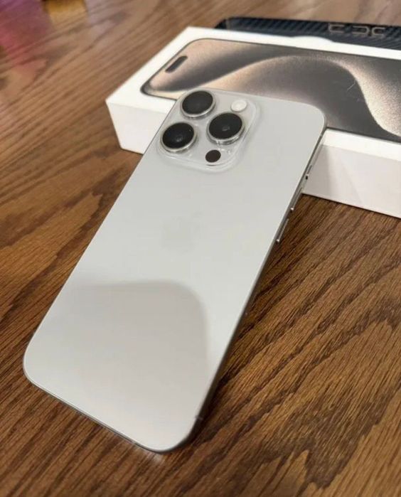 Iphone 15 pro 256 gb