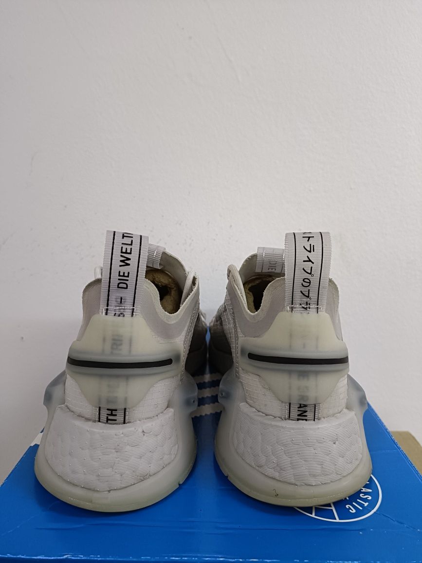 Adidas NMD_V3  номер 40 код 67A