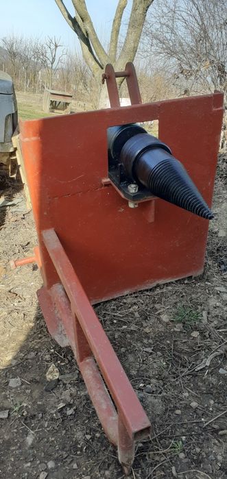 Desfacator de porumb si Despicator lemn