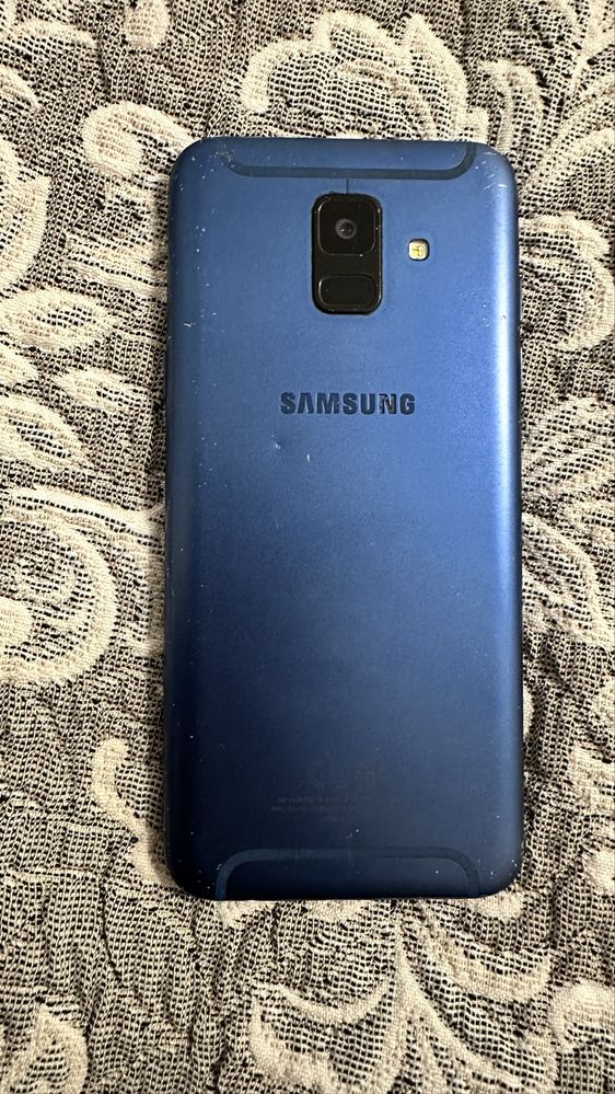 Samsung смартфон