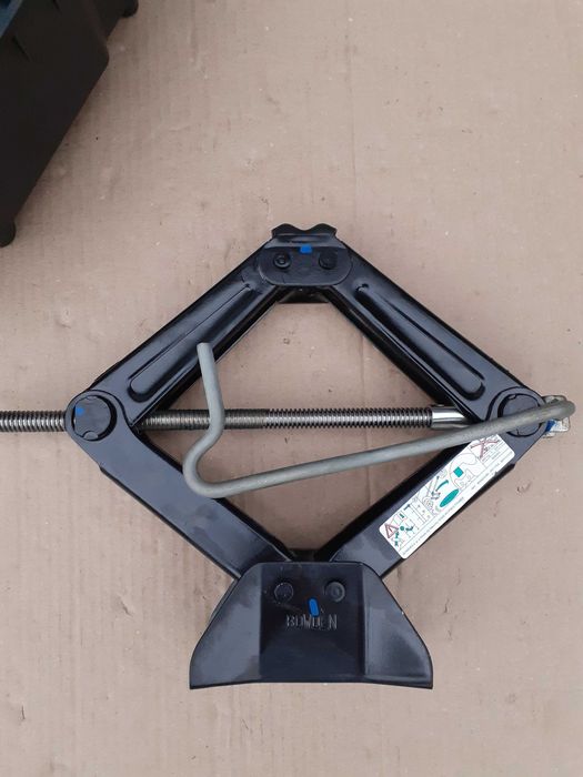 Cric PEUGEOT 508, 407, 308, 208, 207, CITROEN C2, C3, C4, C5, Xsara