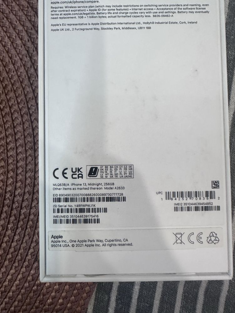 Продам Iphone 13 256gb