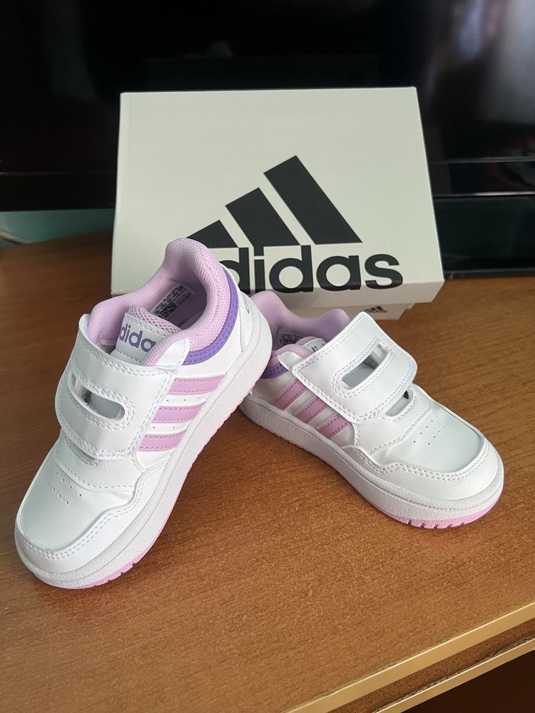 Детски оригинални маратонки Adidas