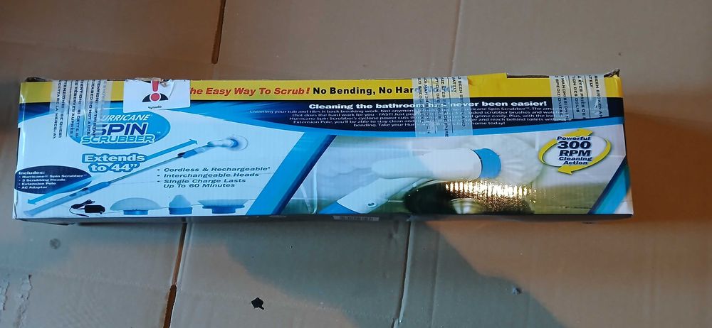 Акумулаторна четка за баня и кухня