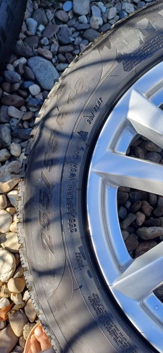 Jante r18 echipate cu anvelope pentru bmw x5