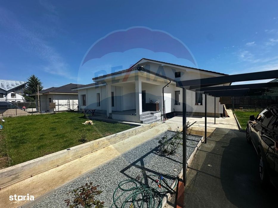 Casă / Vilă cu 4 camere de vânzare in Satu Nou de Jos