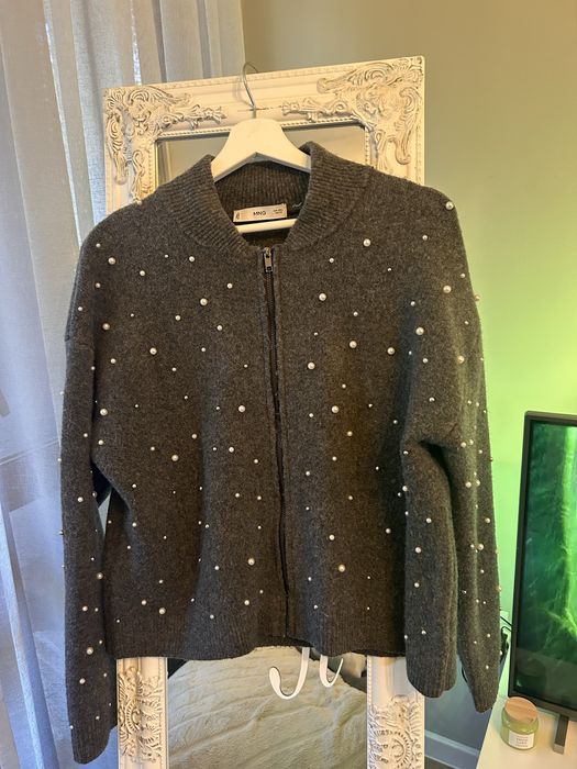 Зимно палто на марката Mango и H&M