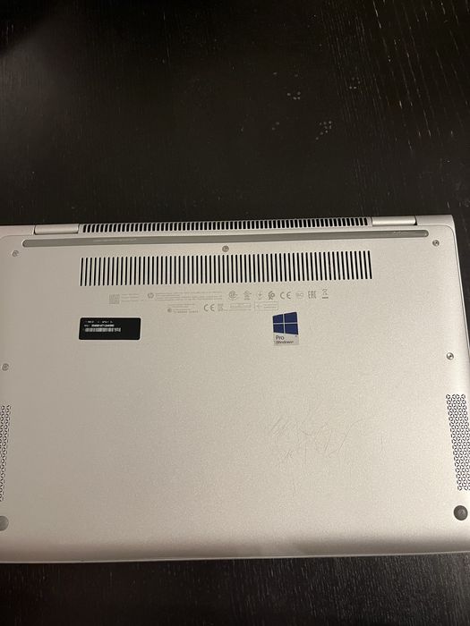 Vand laptop HP ELITEBOOK