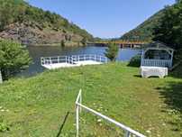 Foișor de închiriat cu acces la lac, șezlonguri incluse Someșul Cald